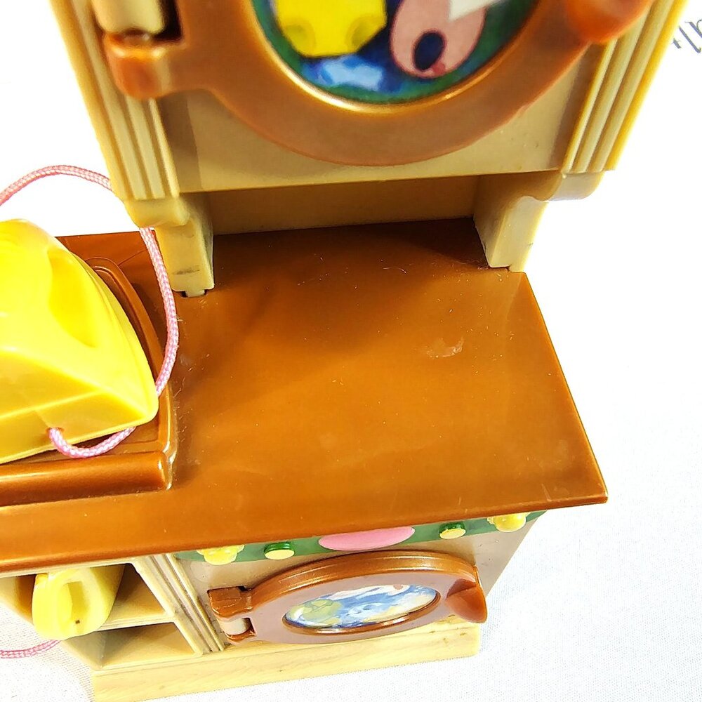 Fisher-Price My Loving Family Dollhouse Chair & Laundry Set & Washer/Dryer 2005 - Picture 10 of 13
